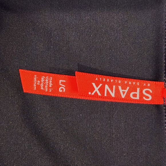 Spanx black metallic leggings large - Picture 2 of 5